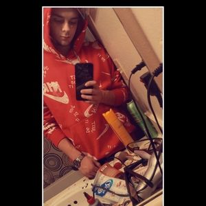 Meet your Posher, Hayden